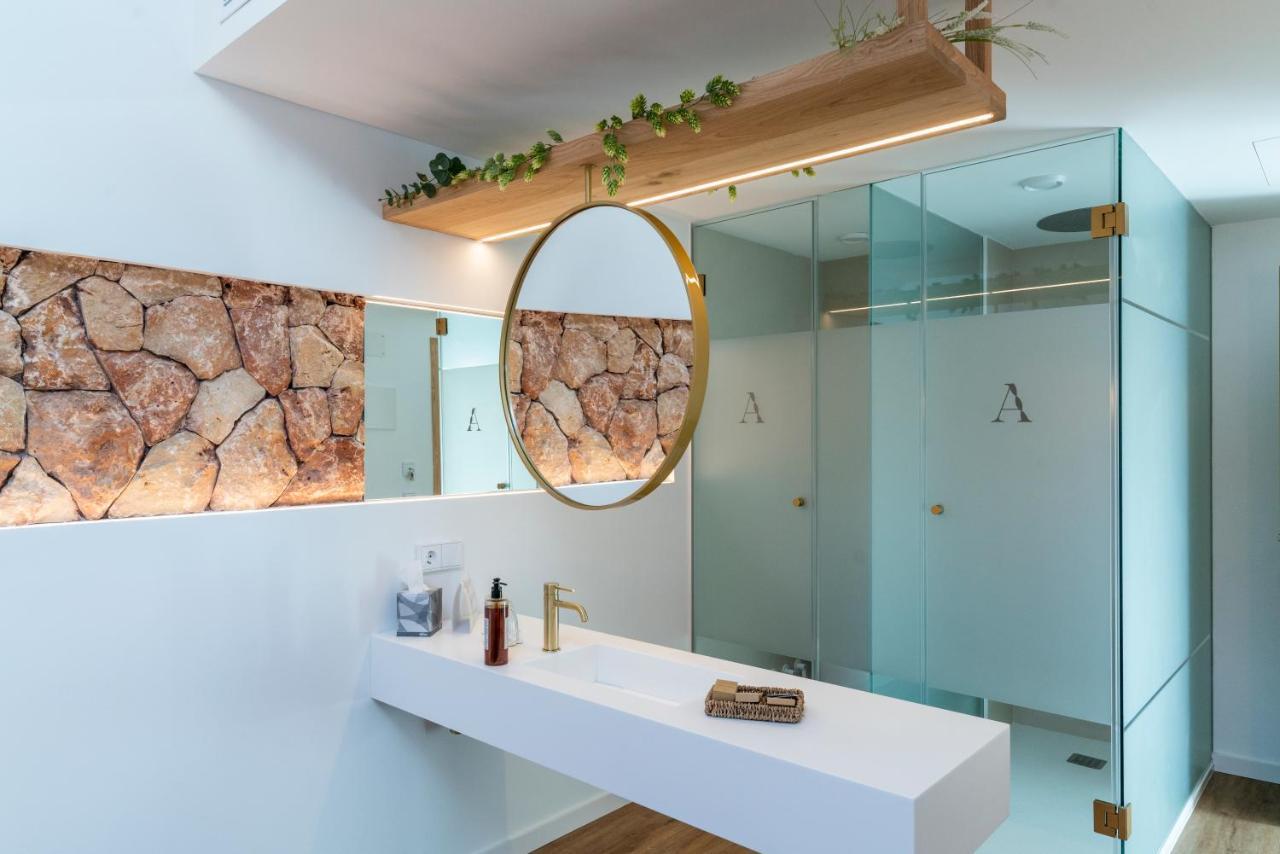 Hotel S'Antiga Adults Only Es Mercadal Exteriör bild