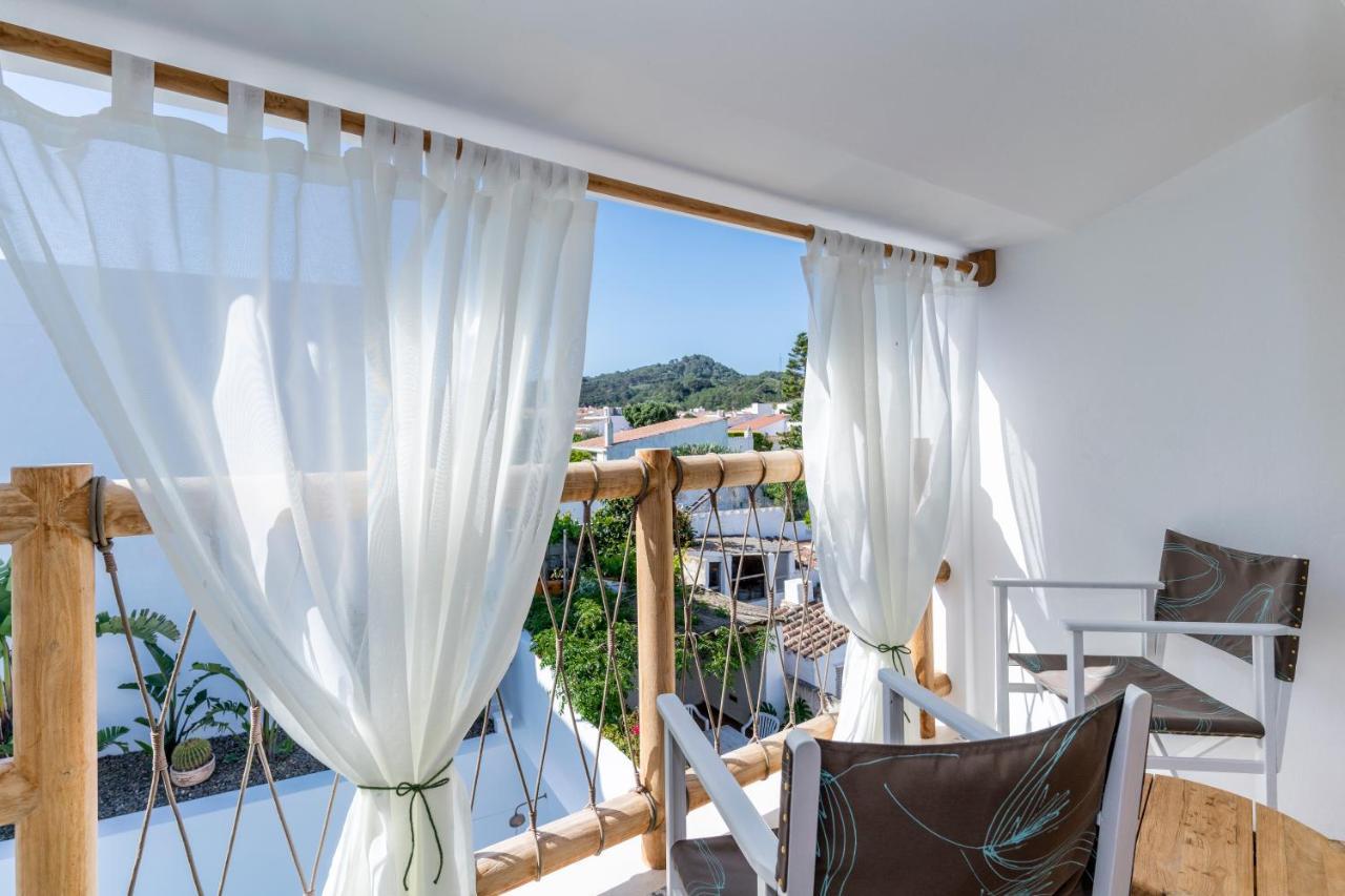 Hotel S'Antiga Adults Only Es Mercadal Exteriör bild