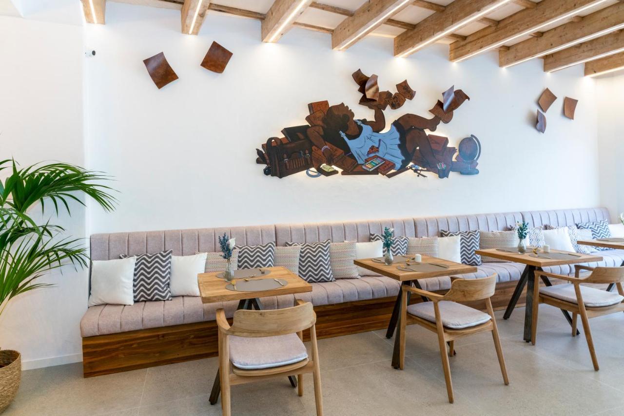 Hotel S'Antiga Adults Only Es Mercadal Exteriör bild