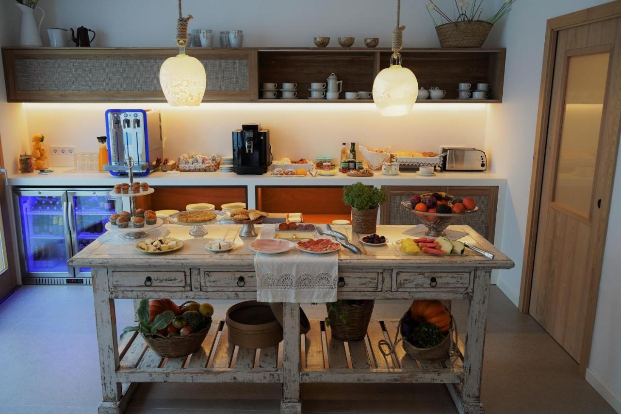 Hotel S'Antiga Adults Only Es Mercadal Exteriör bild