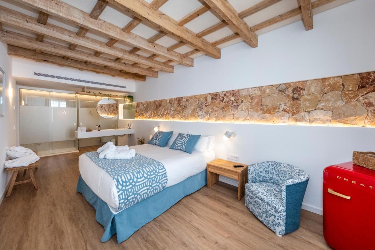 Hotel S'Antiga Adults Only Es Mercadal Exteriör bild