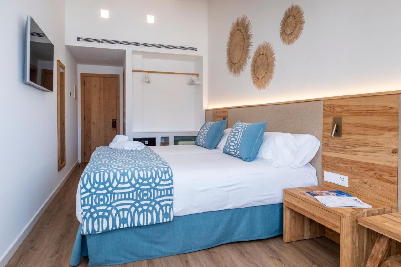 Hotel S'Antiga Adults Only Es Mercadal Exteriör bild