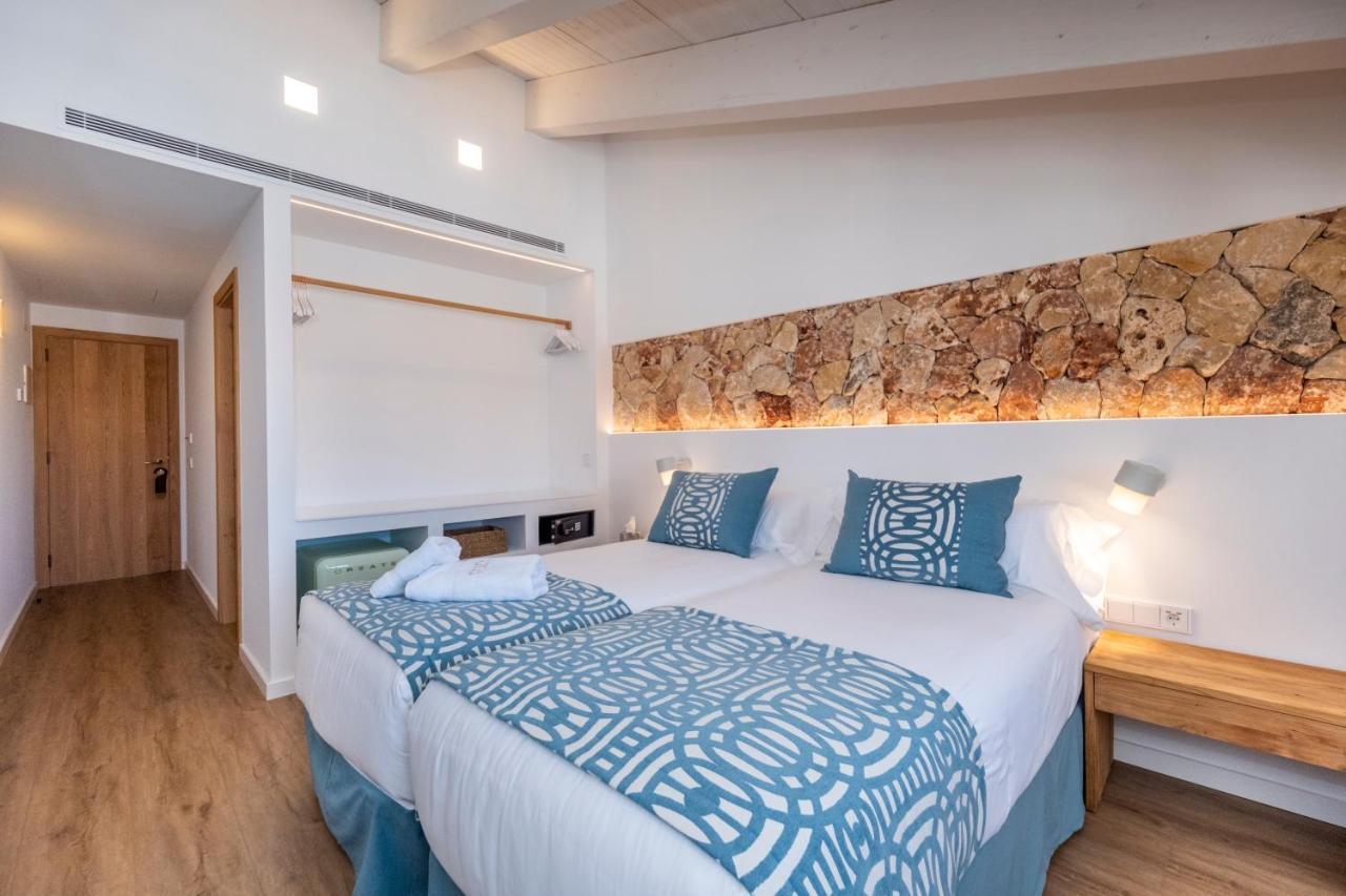 Hotel S'Antiga Adults Only Es Mercadal Exteriör bild