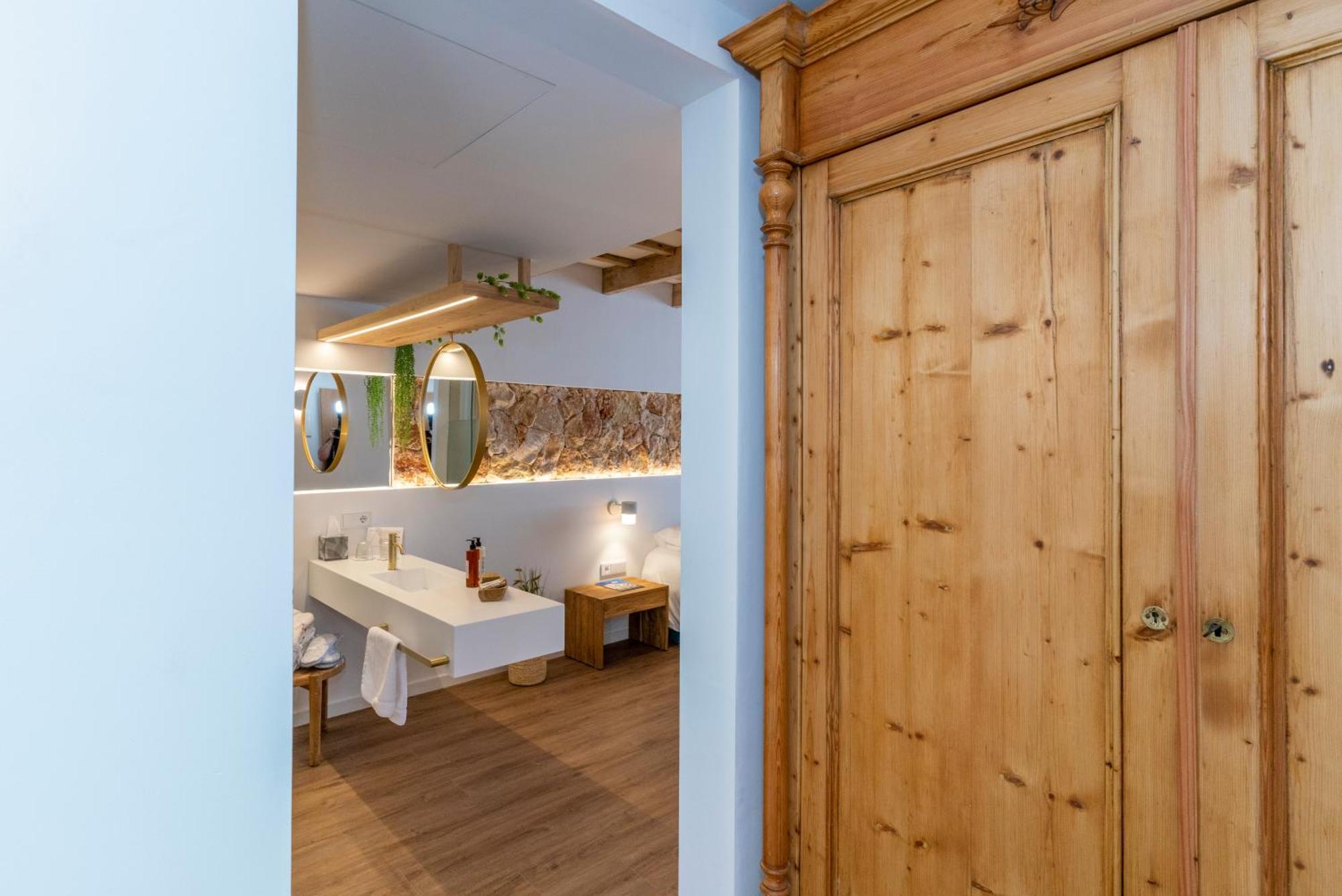 Hotel S'Antiga Adults Only Es Mercadal Exteriör bild